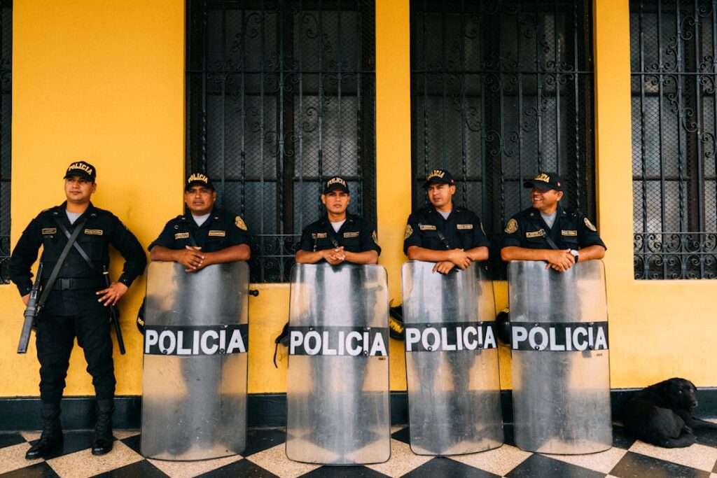 Alerta das autoridades e casos recentes - imagem editorial 2