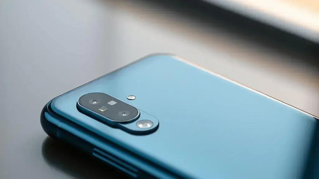 Sistema de Áudio Assinado pela Bose Sistema de Áudio Assinado pela Bose