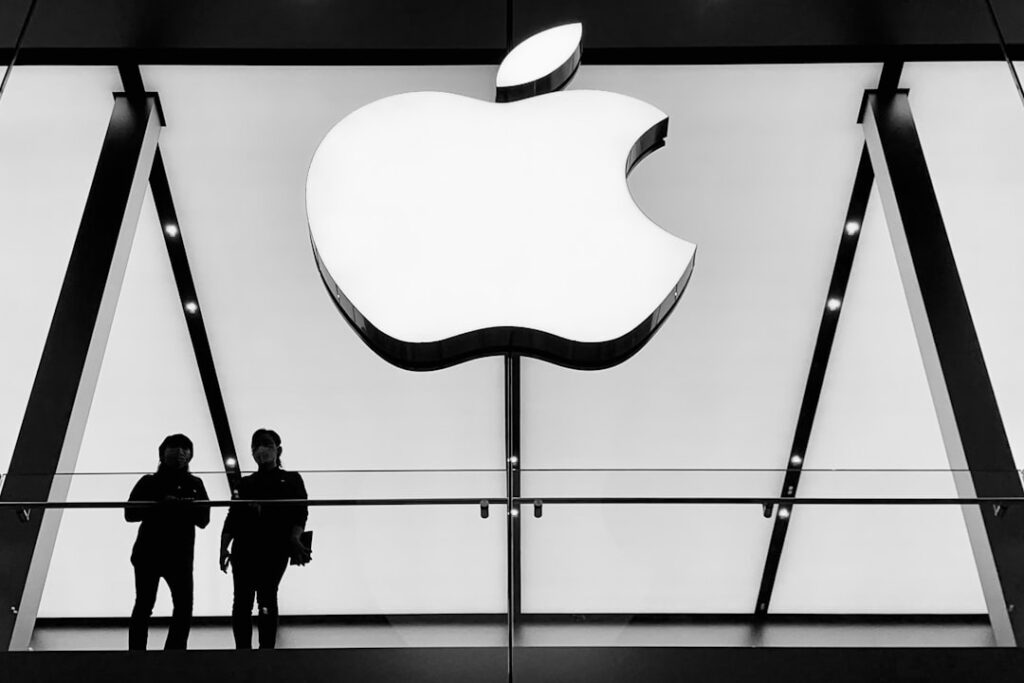 Tabela comparativa: Impacto da Apple Intelligence x Outras IAs em smartphones premium (2026) - imagem editorial 2