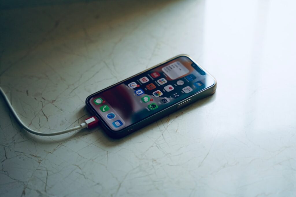 Bateria removível no celular: o que muda para iPhone, Samsung e Xiaomi - Leia também